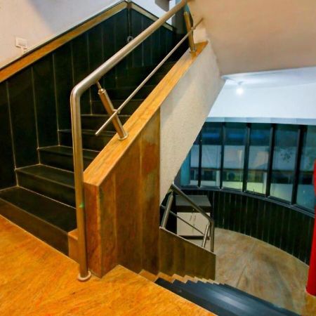 Glitz Hotels The Ar Residency - Nr Thane Railway Station Екстер'єр фото